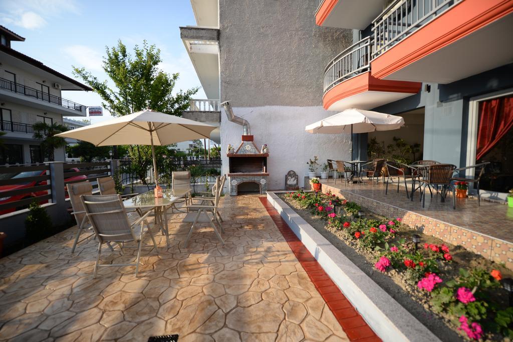 Villa Rafailia Олимпиаки-Акти Экстерьер фото